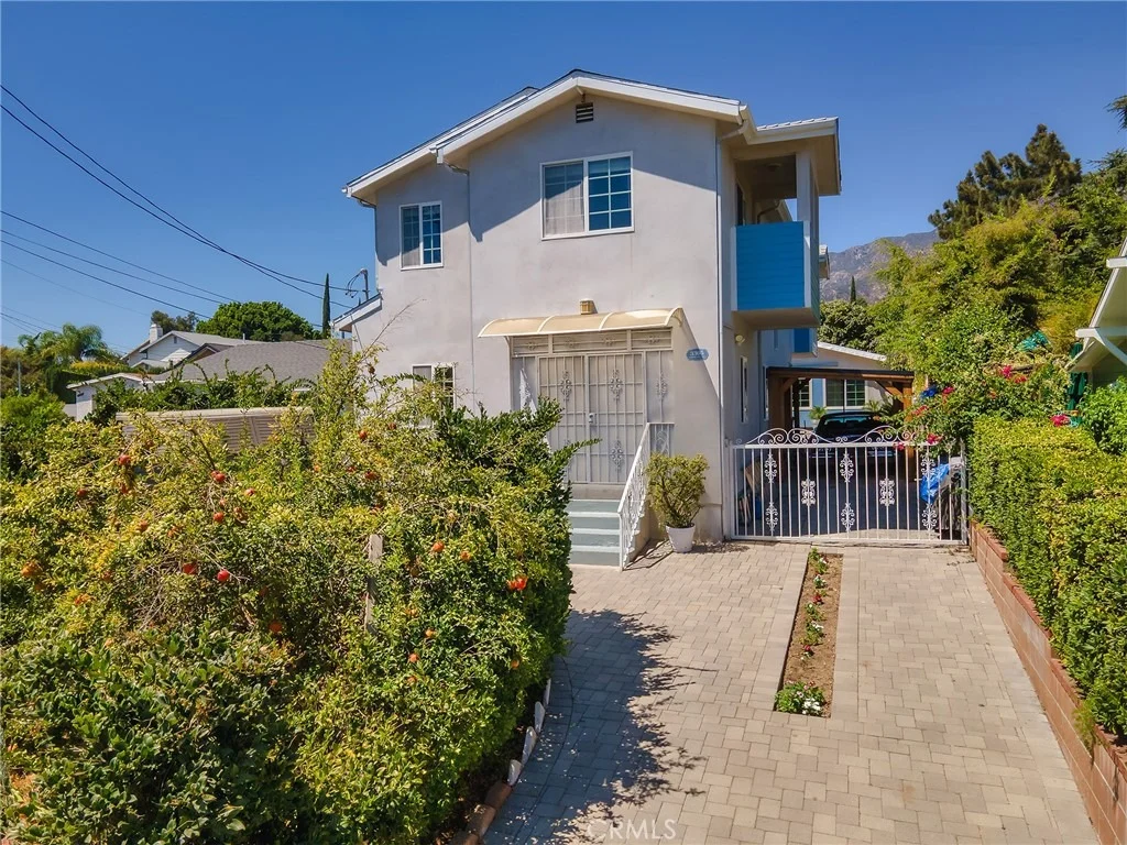 Photo of 3305 Community Avenue