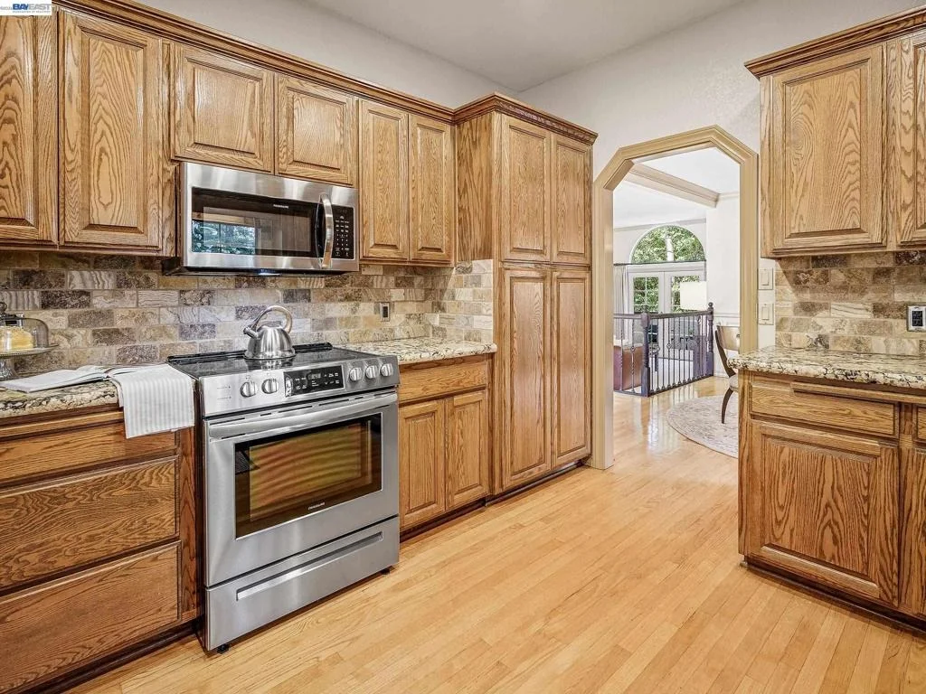 Photo of 8681 Winding Way