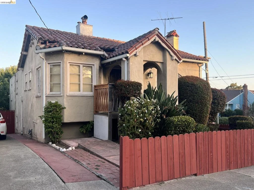 Photo of 3000 Morcom Ave