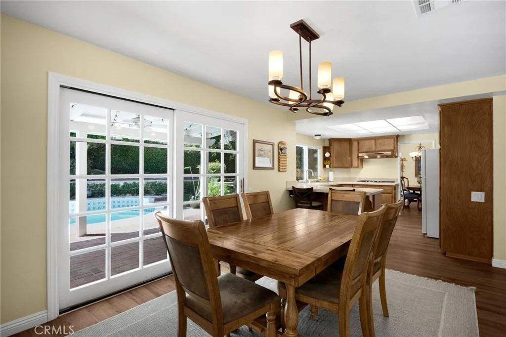 Photo of 1375 Beechwood Drive