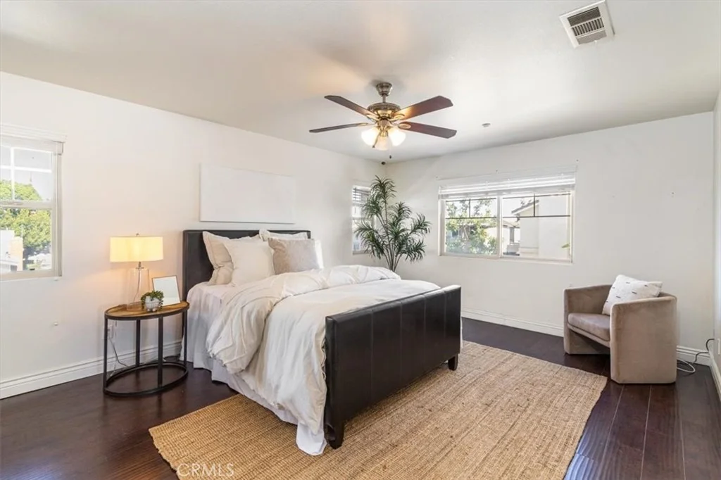 Photo of 8151 Atlantic