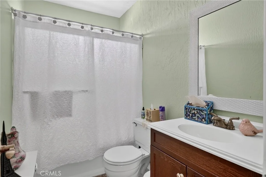 Photo of 1127 Yukon