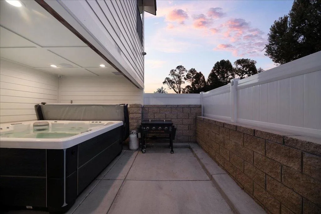 Photo of 47145 Skyview Drive