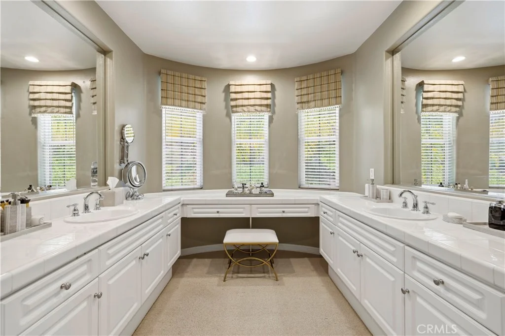 Photo of 24608 Garland Drive