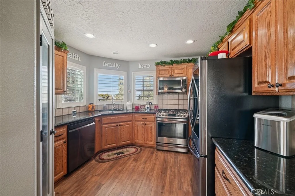 Photo of 5319 Desert View