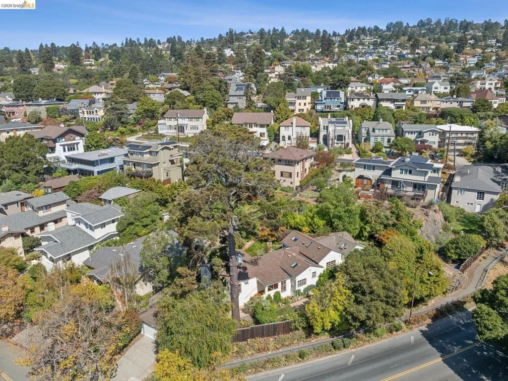 Photo of 929 Contra Costa Ave