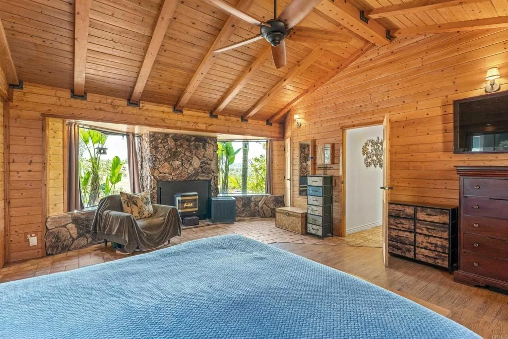 Photo of 4439 La Canada
