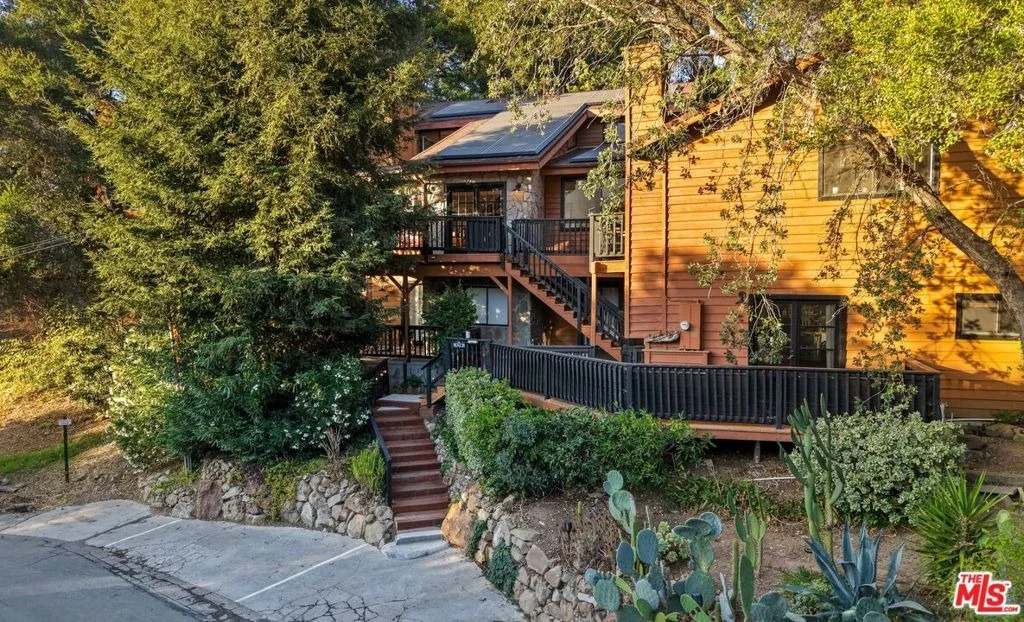 Photo of 178 Muerdago Road