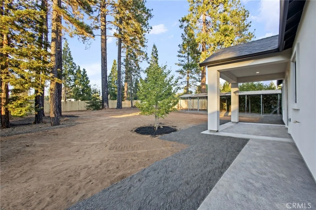 Photo of 1677 Paradisewood Drive