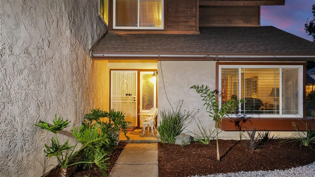 Photo of 10110 Cliffside Pl