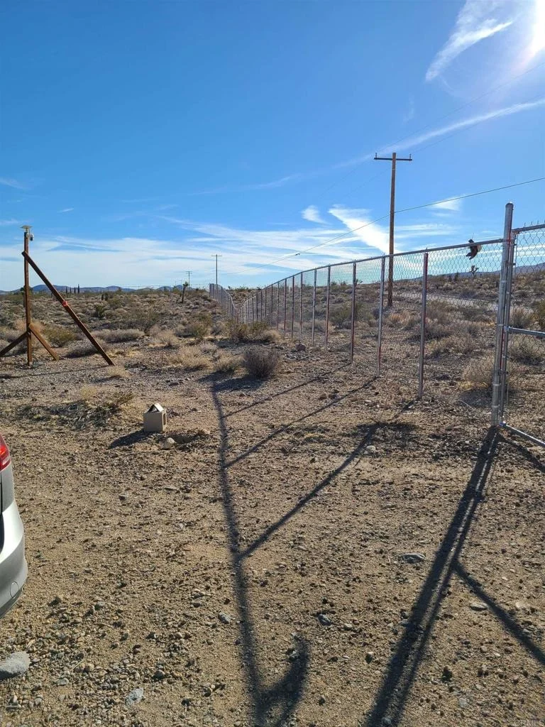 Photo of 37598 Bauer Road