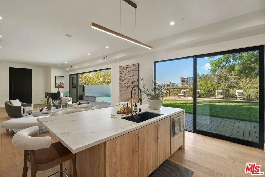 Photo of 3208 Oakley Drive