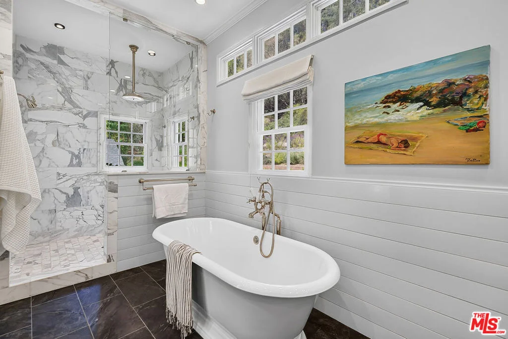 Photo of 9305 Hazen Drive
