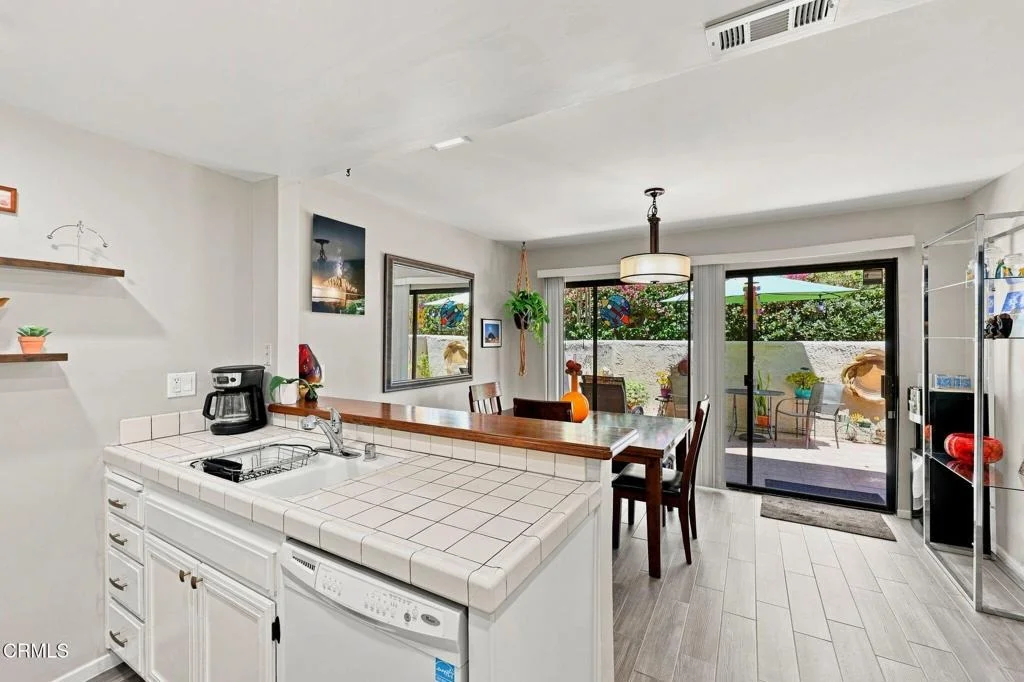 Photo of 406 Chapala Drive