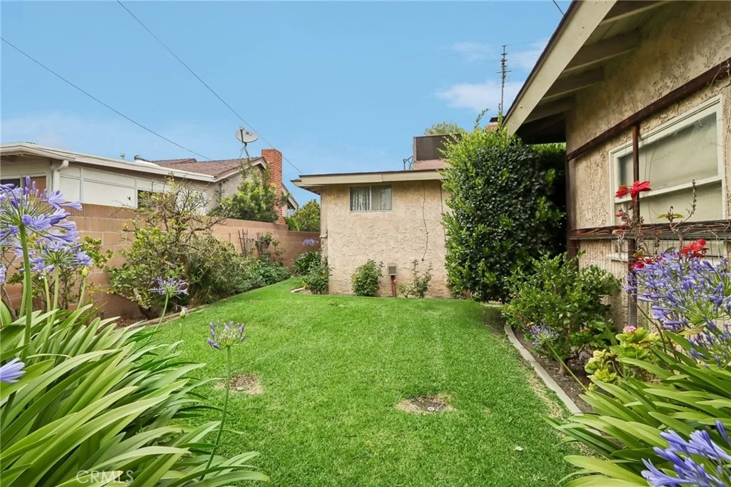 Photo of 6544 E Willow