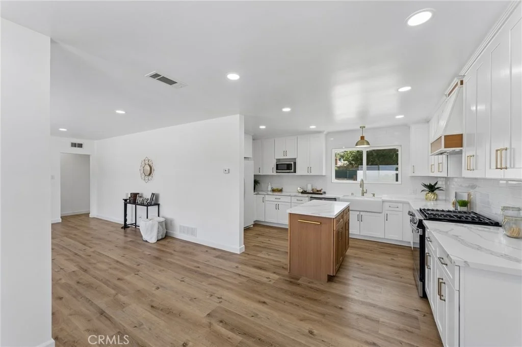 Photo of 4818 Crestview