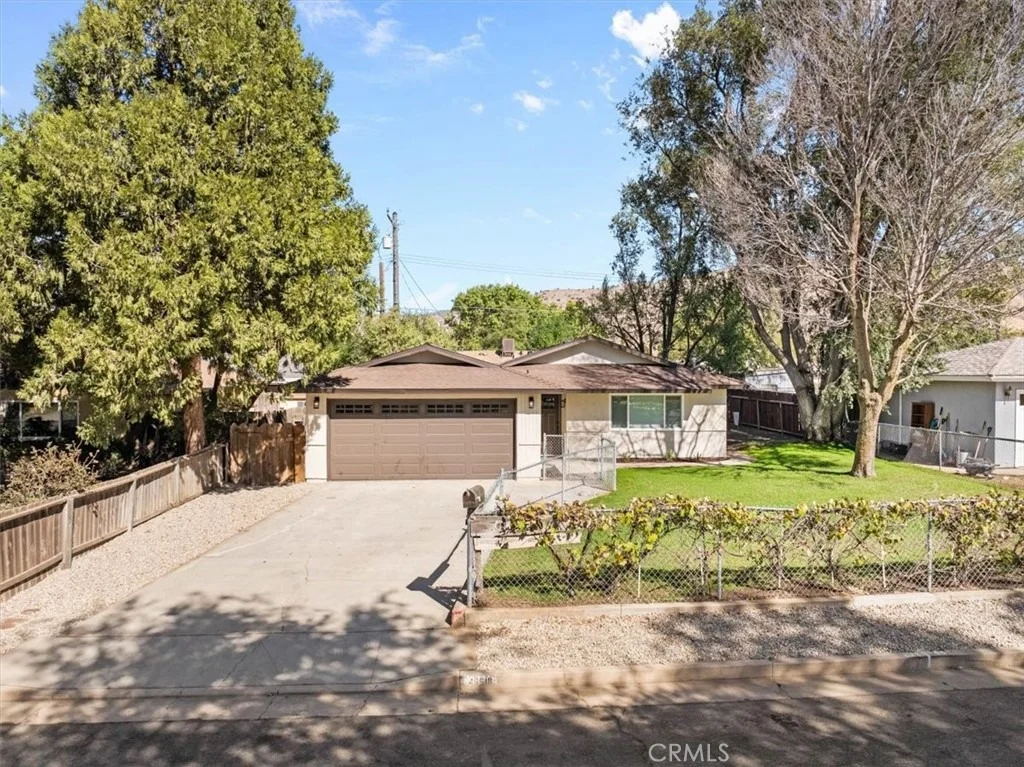 Photo of 49518 Michael Avenue
