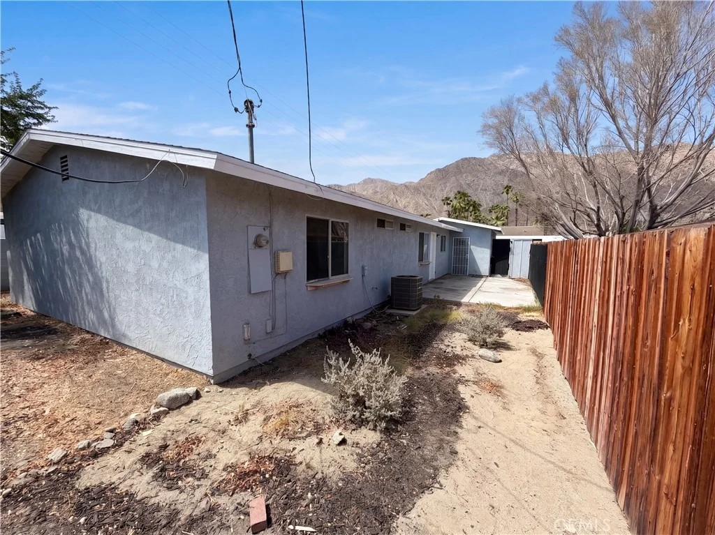 Photo of 52990 Avenida Diaz