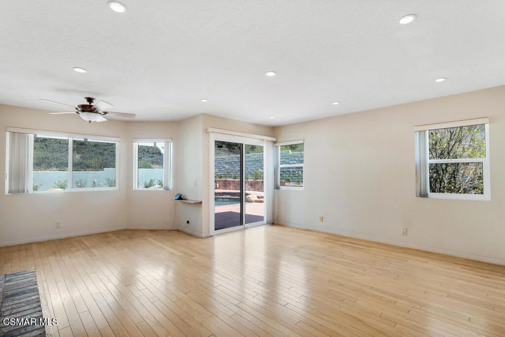 Photo of 5339 Seneca Place