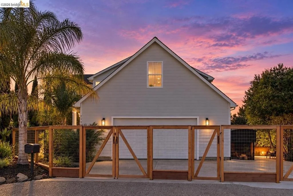Photo of 2223 Rancho Rd