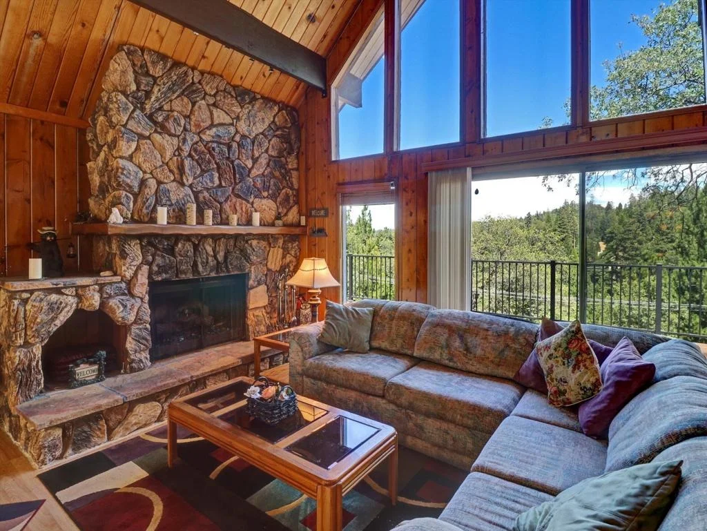 Photo of 214 S Fairway Drive