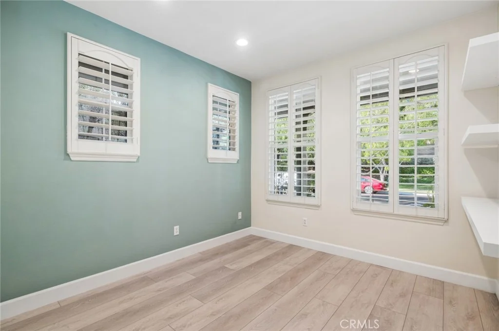 Photo of 62 Logan