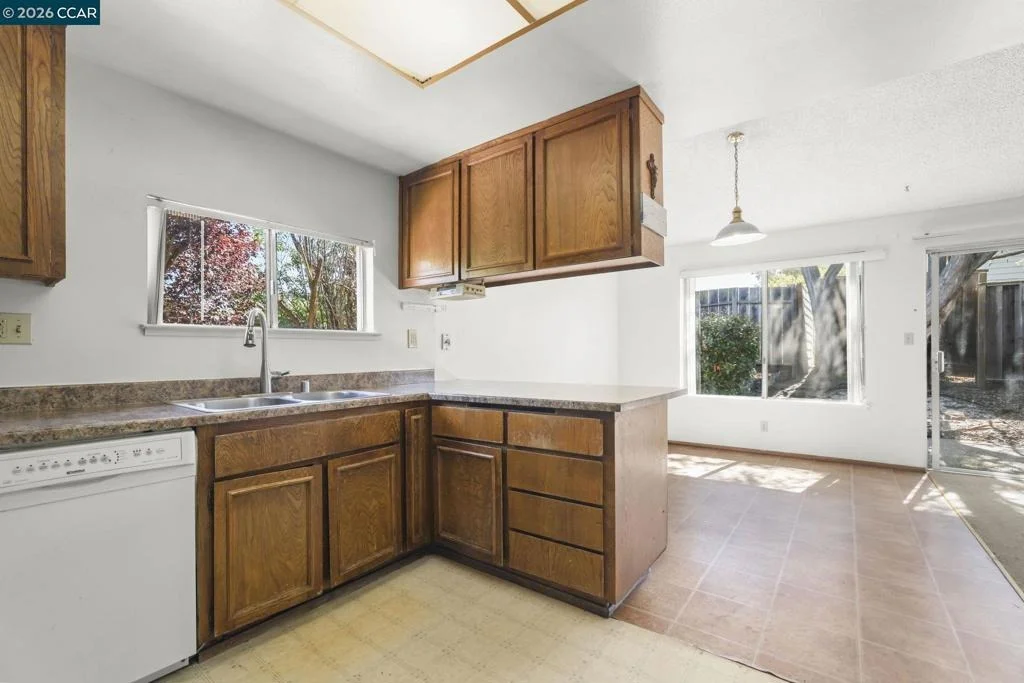 Photo of 101 Flame Dr