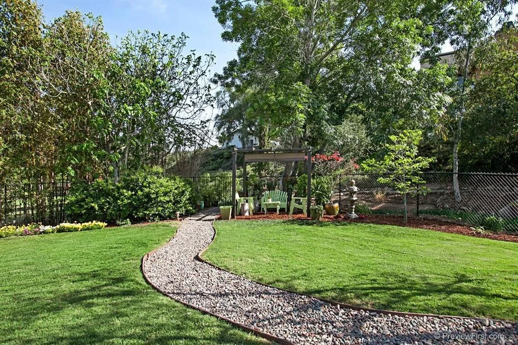 Photo of 2629 Lone Jack Rd