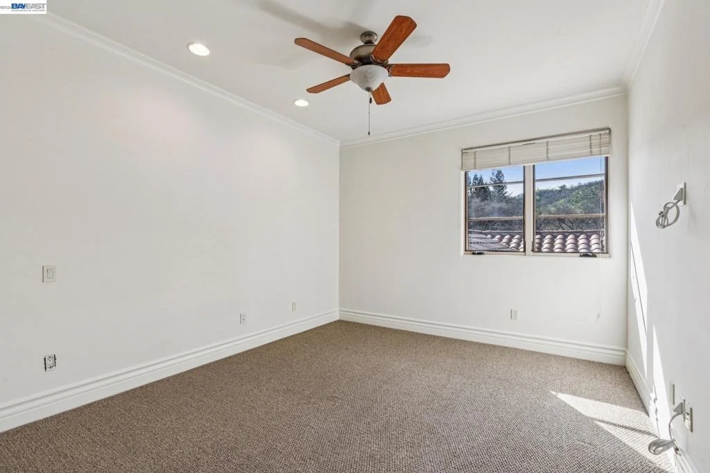 Photo of 1439 Vine Ln