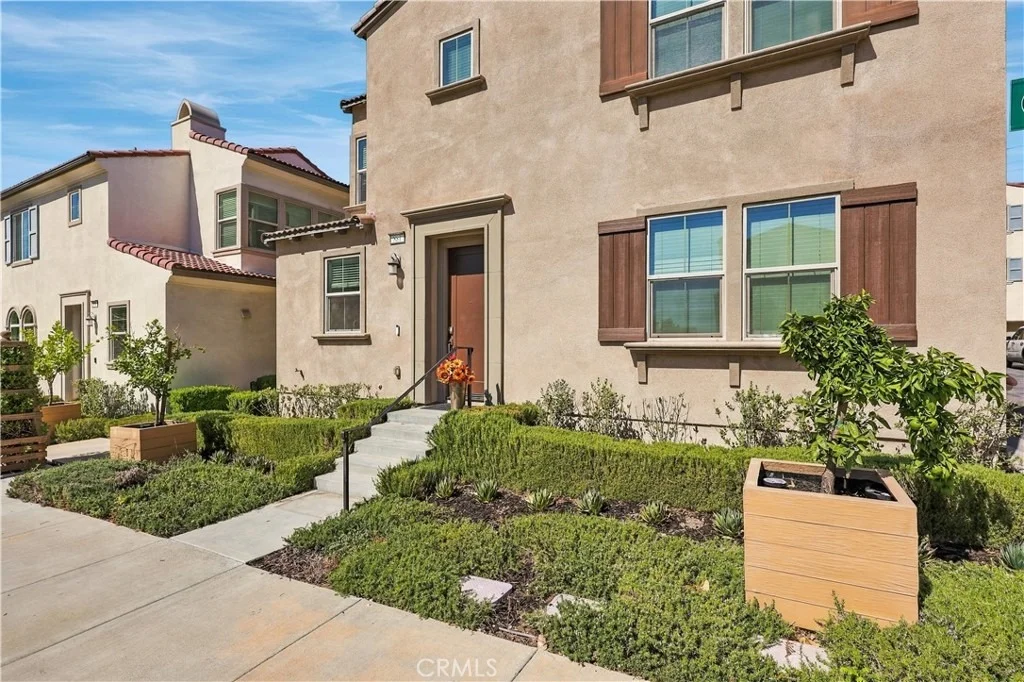 Photo of 881 Pear Court