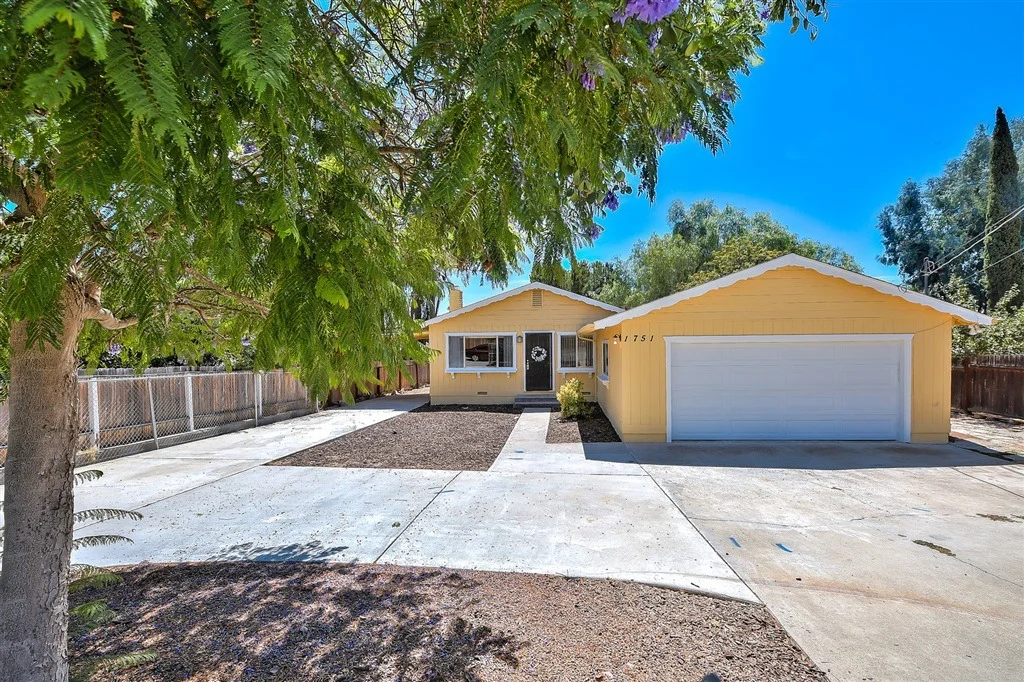 Photo of 1751 Avocado Drive