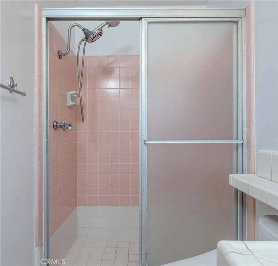 Photo of 3156 W Teranimar