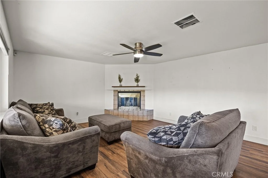 Photo of 116 Acacia Avenue
