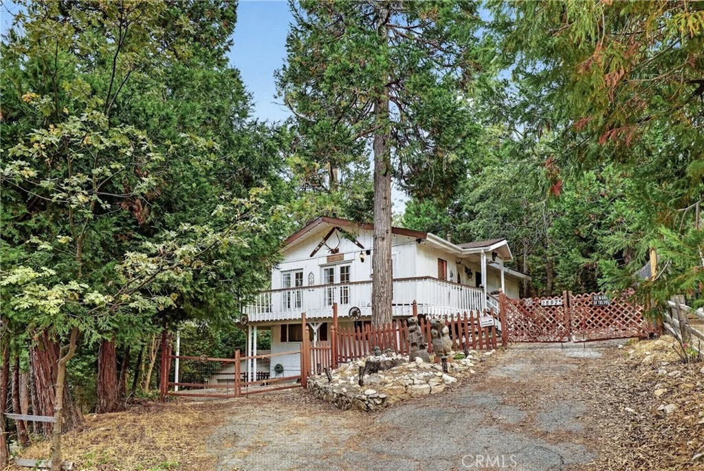 Photo of 28975 Alder Terrace