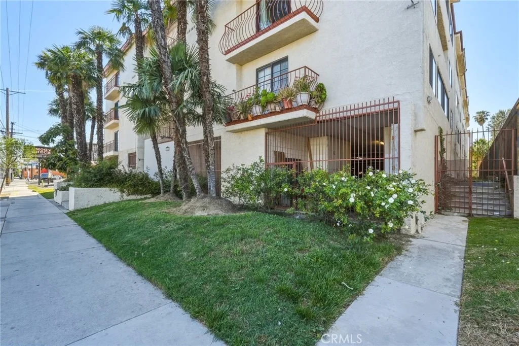Photo of Unit 202 at 7625 Reseda