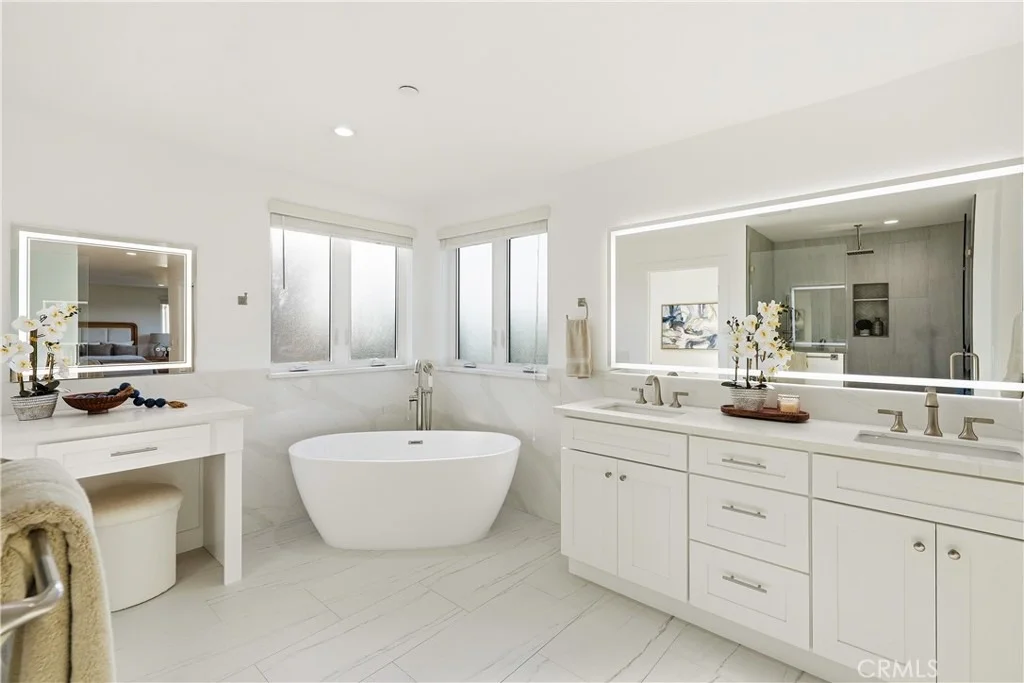 Photo of 1309 Oakheath Dr