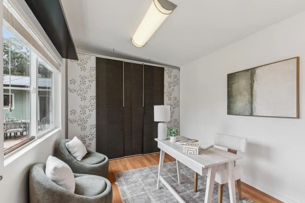 Photo of 1184 Crespi Drive