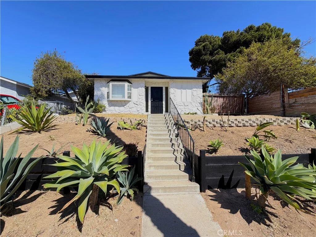Photo of 3940 Ocean View Boulevard