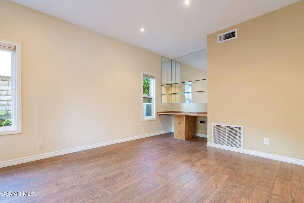 Photo of 6879 Pecan Avenue