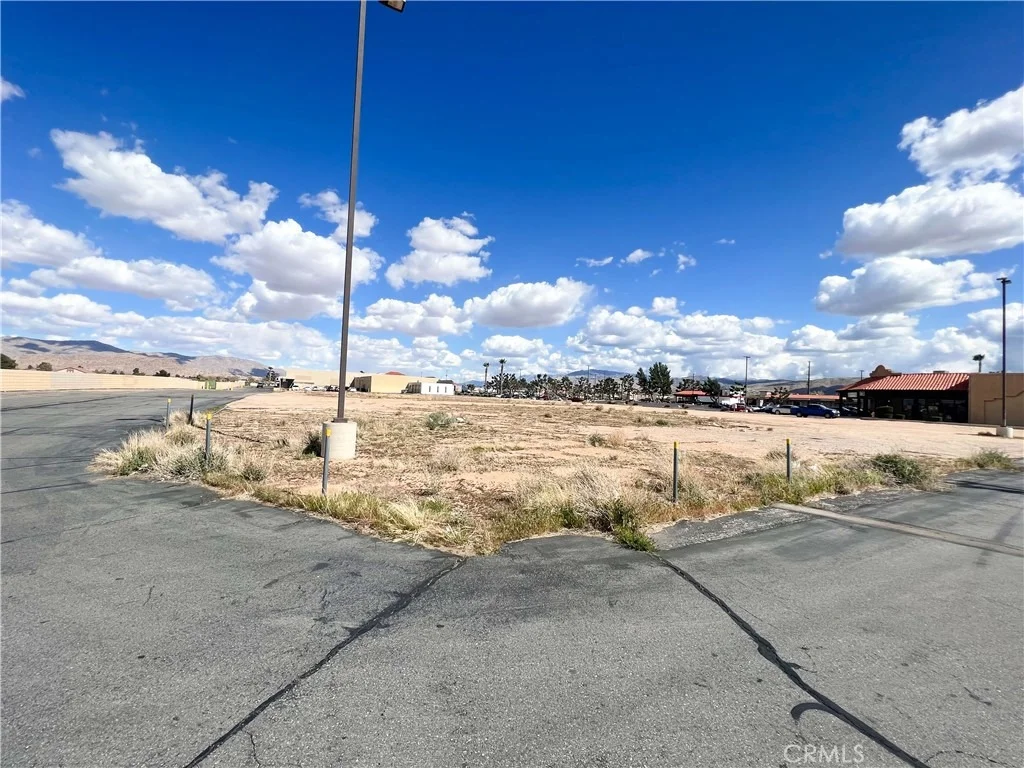 Photo of 21650 Bear Valley Road