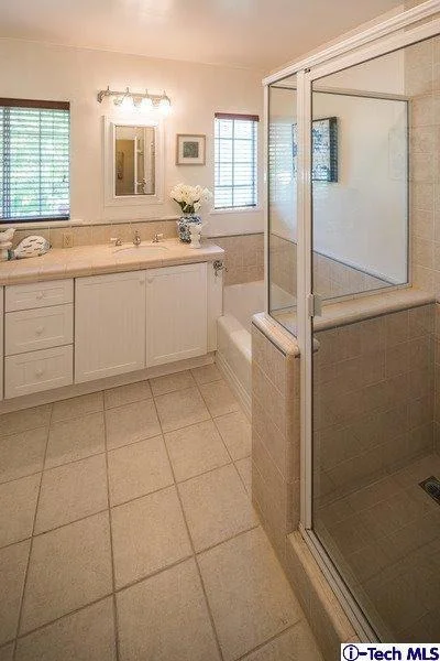 Photo of 72 Sierra Madre Boulevard