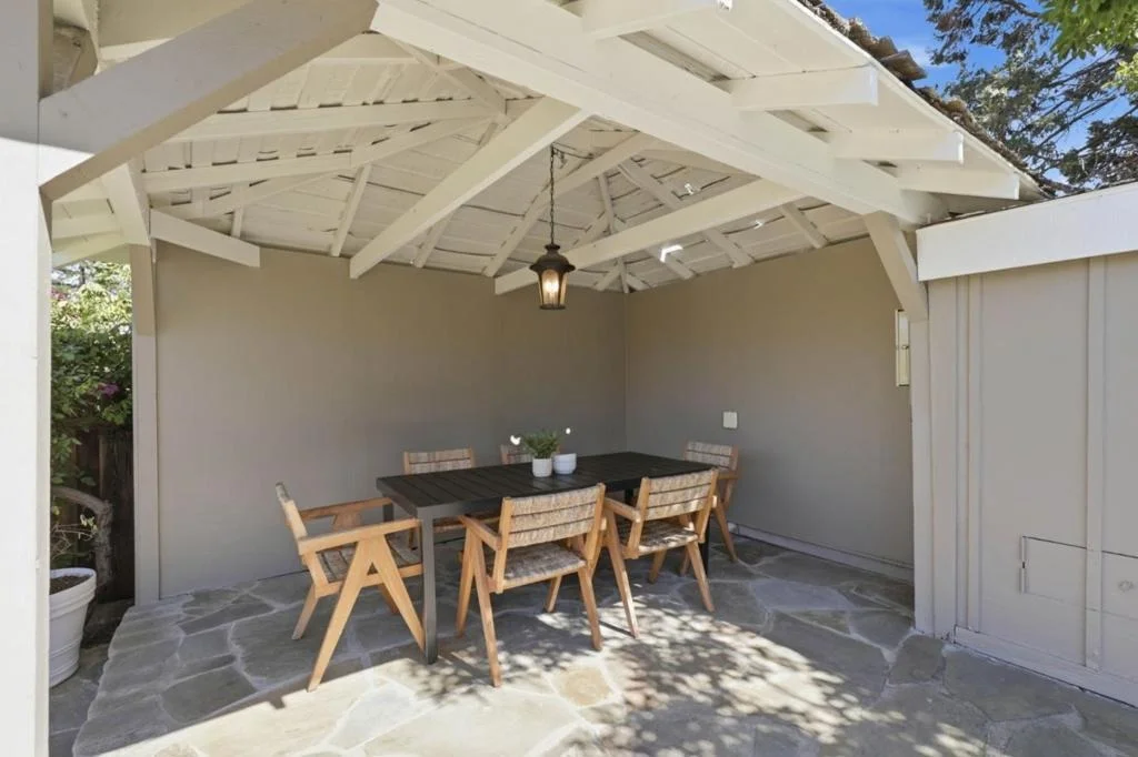 Photo of 385 Ridge Road