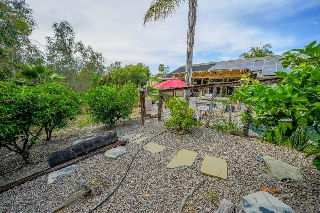 Photo of 2889 Camden Dr