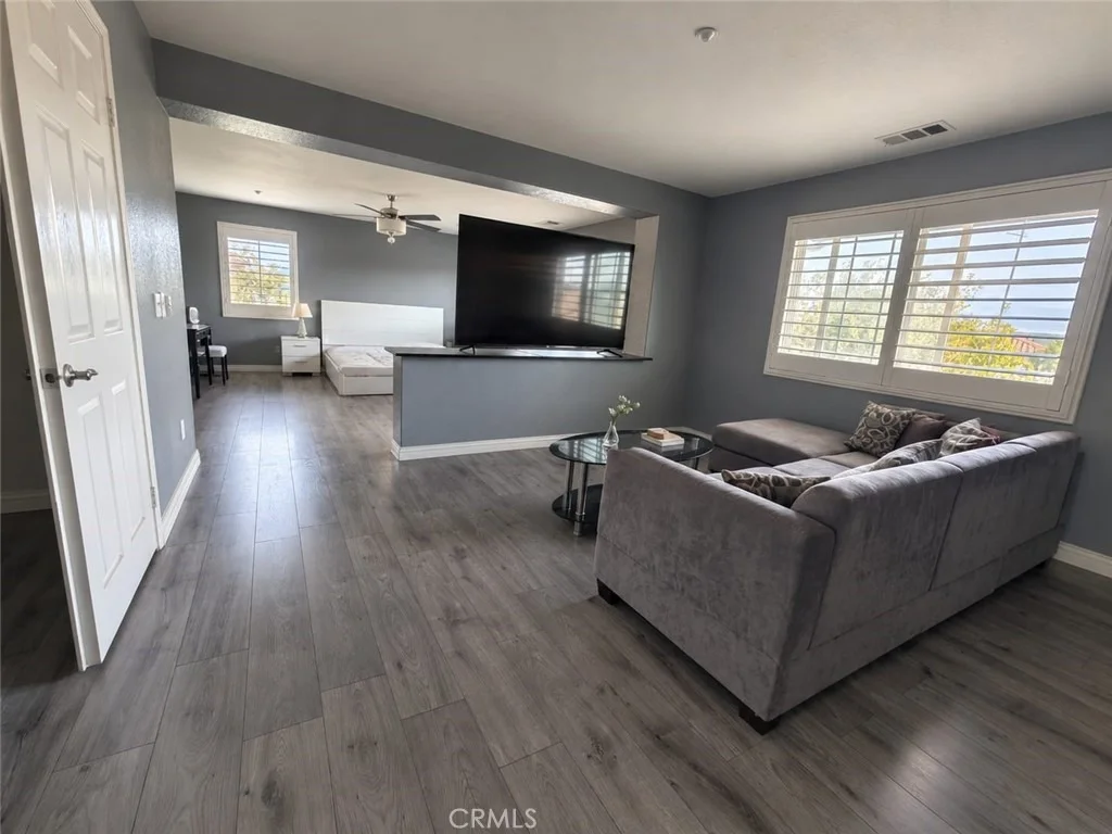 Photo of 15979 Ludlow
