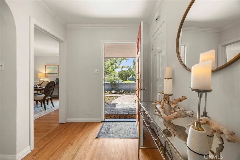 Photo of 1104 Cerritos