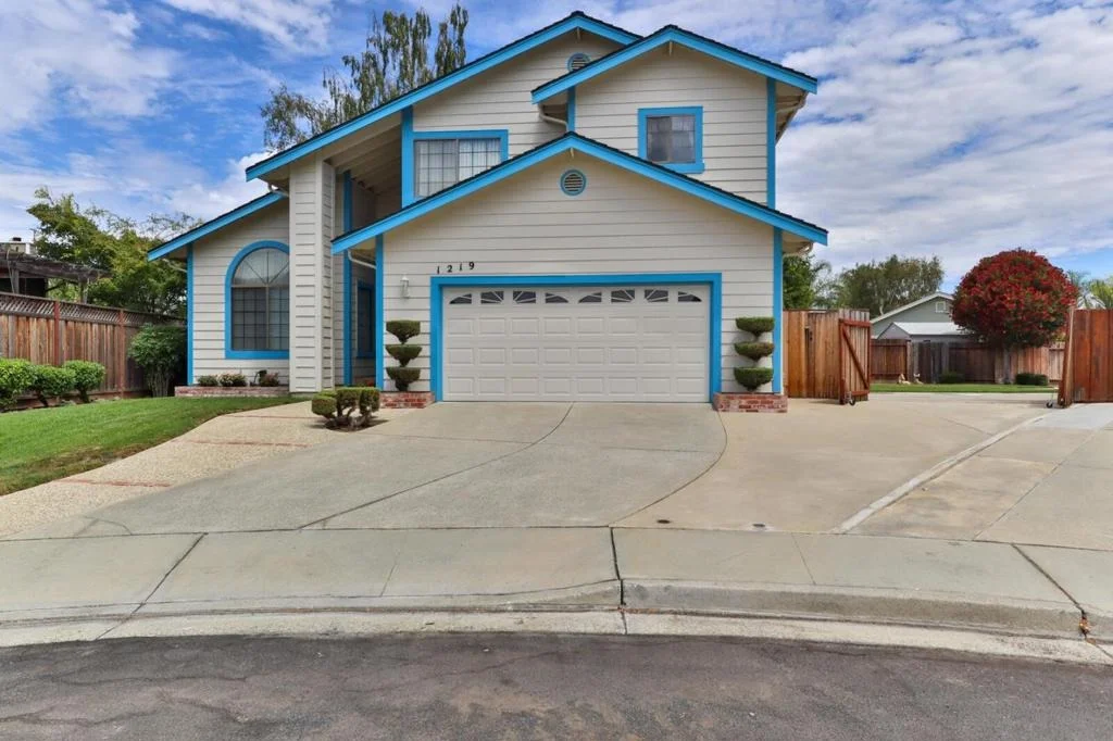 Photo of 1219 Willow Court