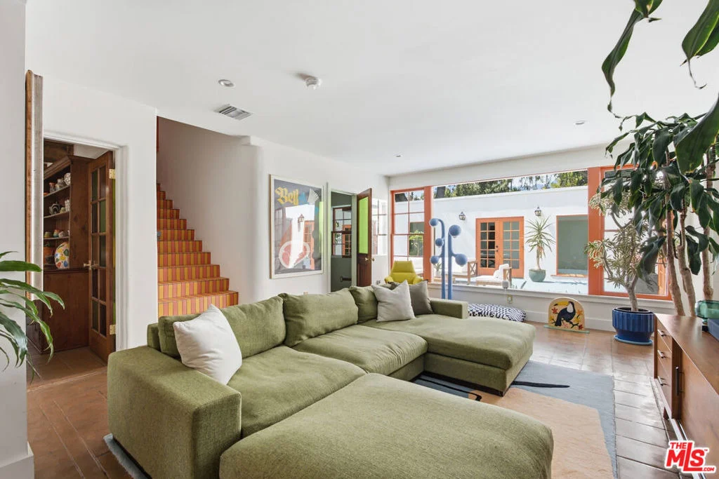Photo of 2011 Mar Vista Avenue
