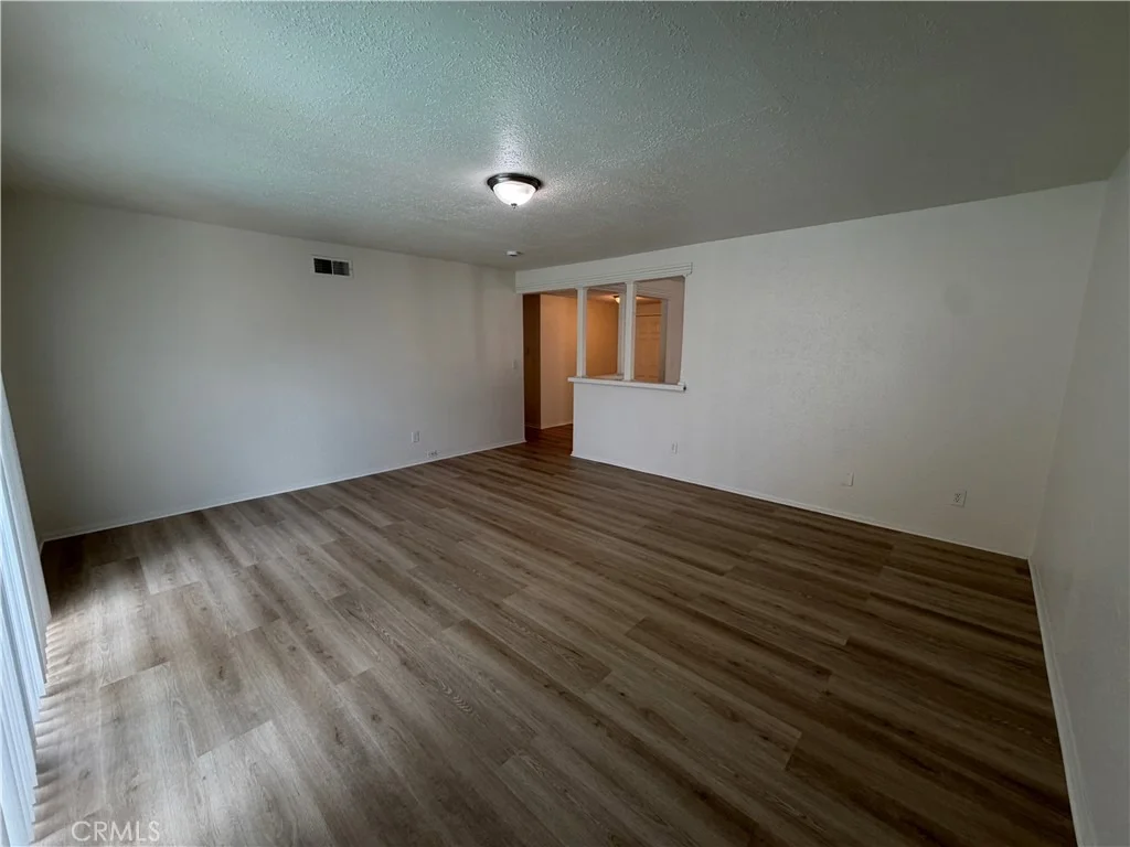 Photo of 10961 Endicott Drive