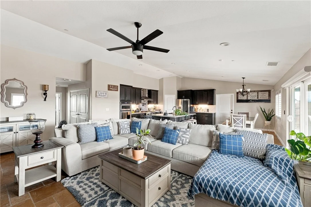 Photo of 10215 Nielson
