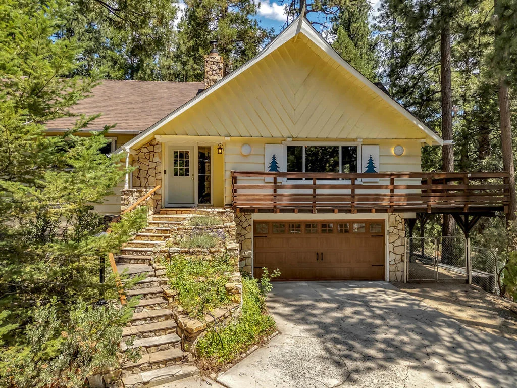 Photo of 25246 Gail Drive